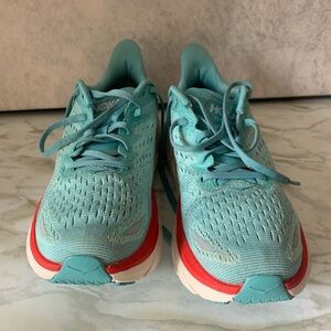 Hoka Clifton 8 woman’s size 7